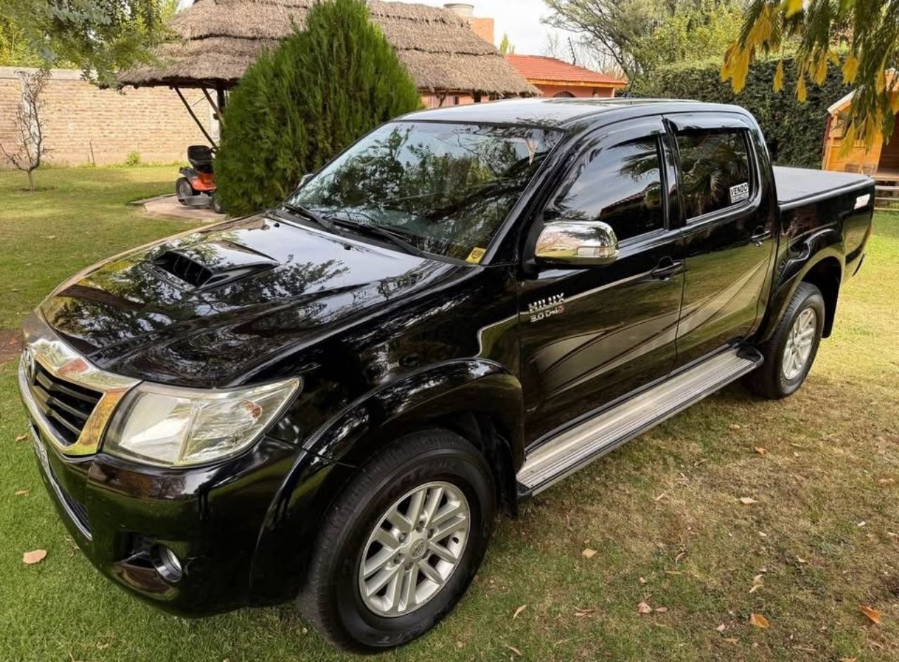 Toyota Hilux Usada en Mendoza, deRuedas