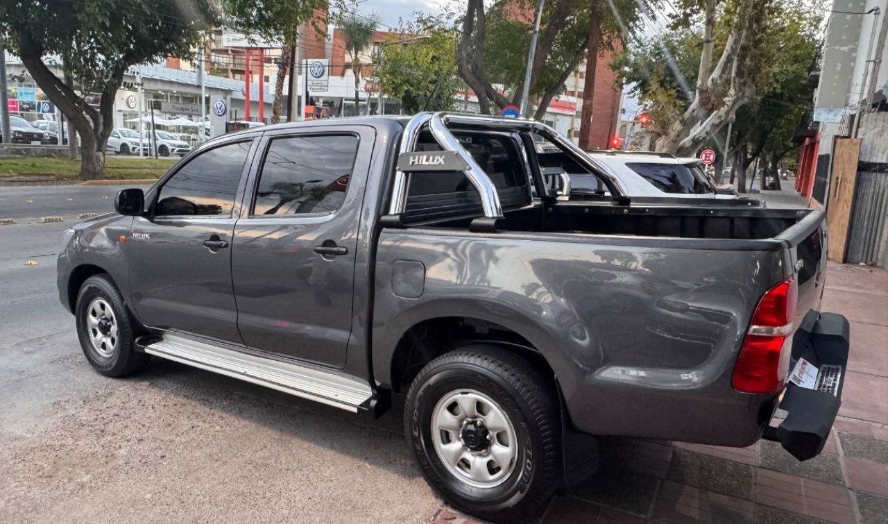 Toyota Hilux Usada en Mendoza, deRuedas