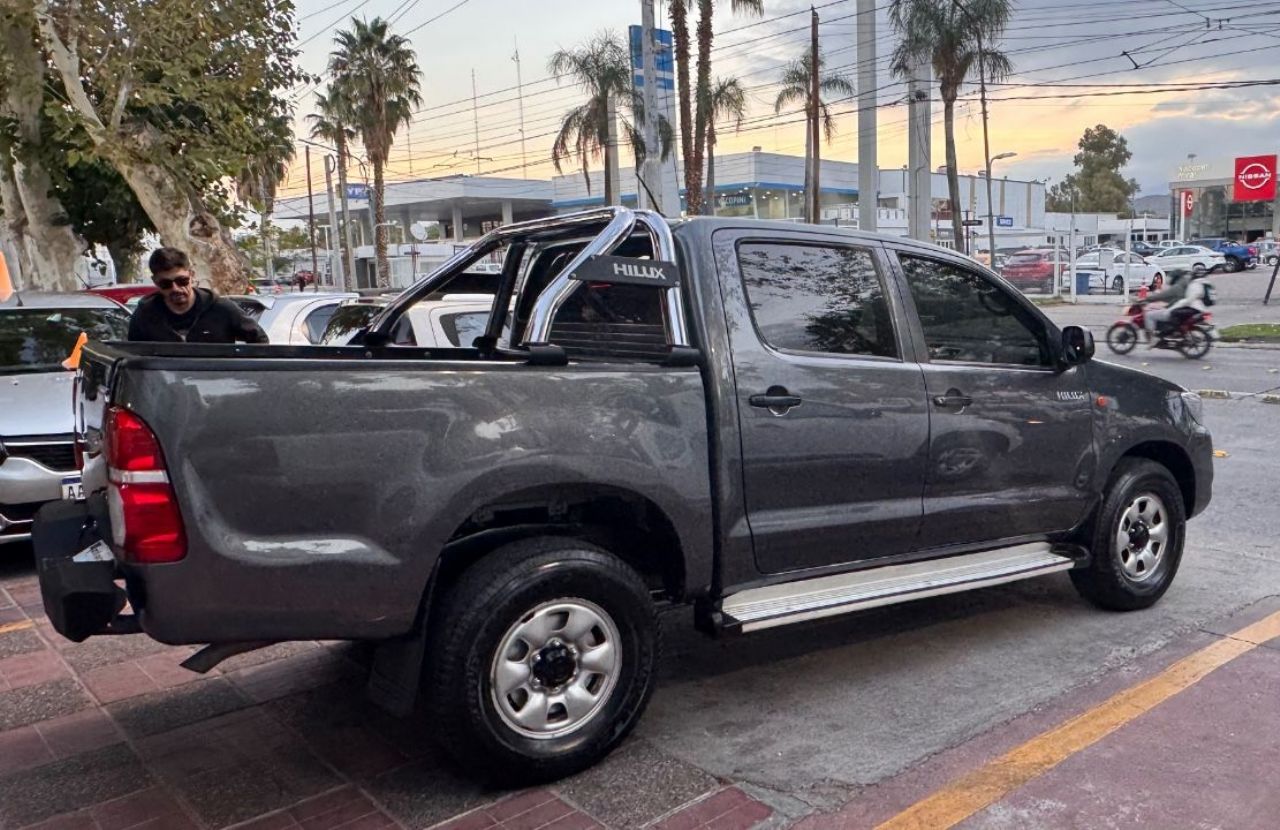 Toyota Hilux Usada en Mendoza, deRuedas