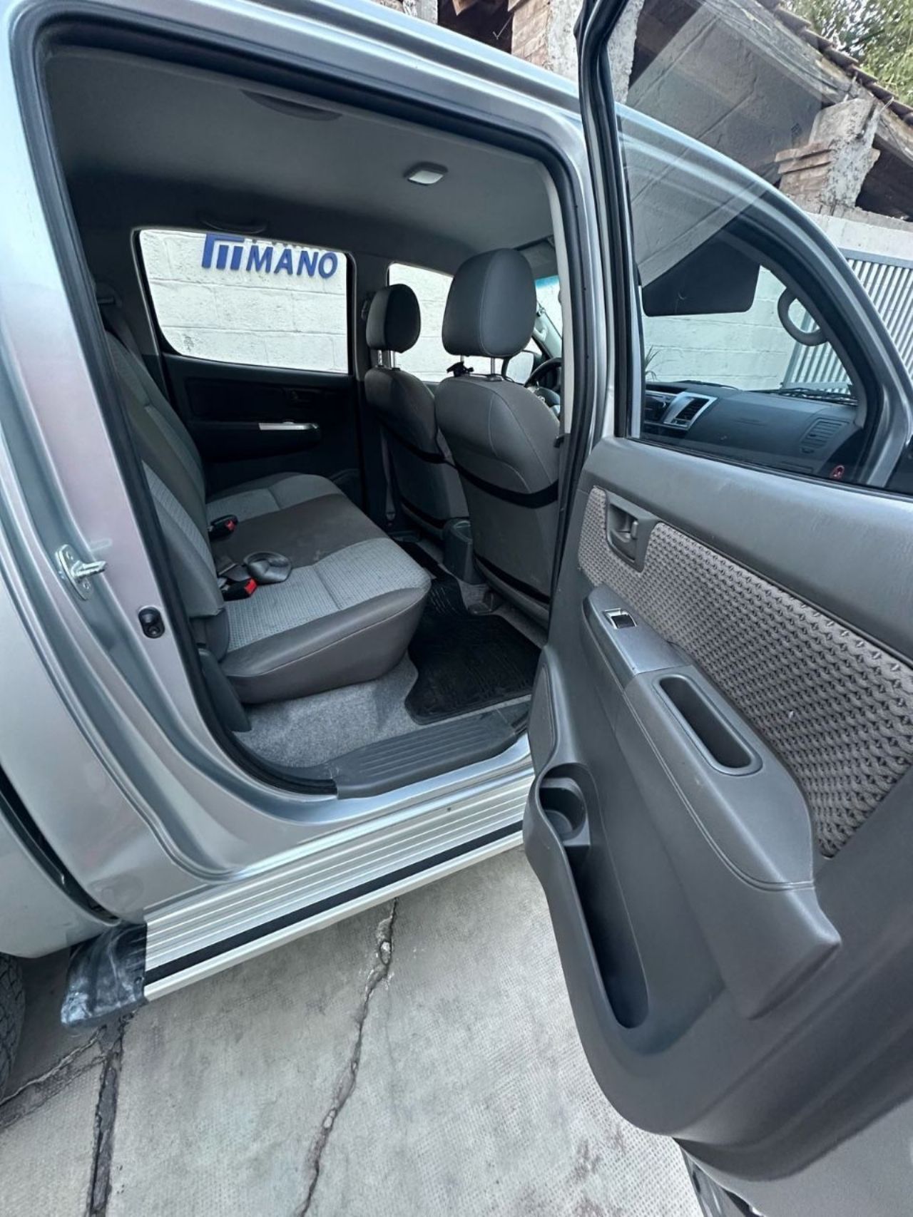 Toyota Hilux Usada en San Juan, deRuedas