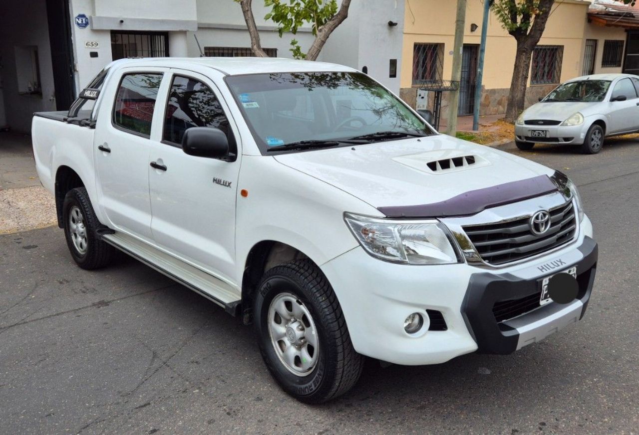 Toyota Hilux Usada Financiado en Mendoza, deRuedas