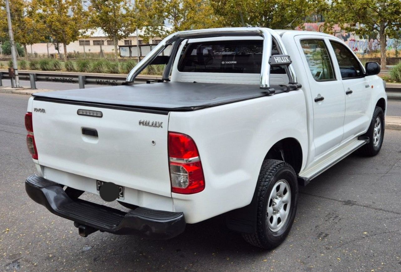 Toyota Hilux Usada Financiado en Mendoza, deRuedas