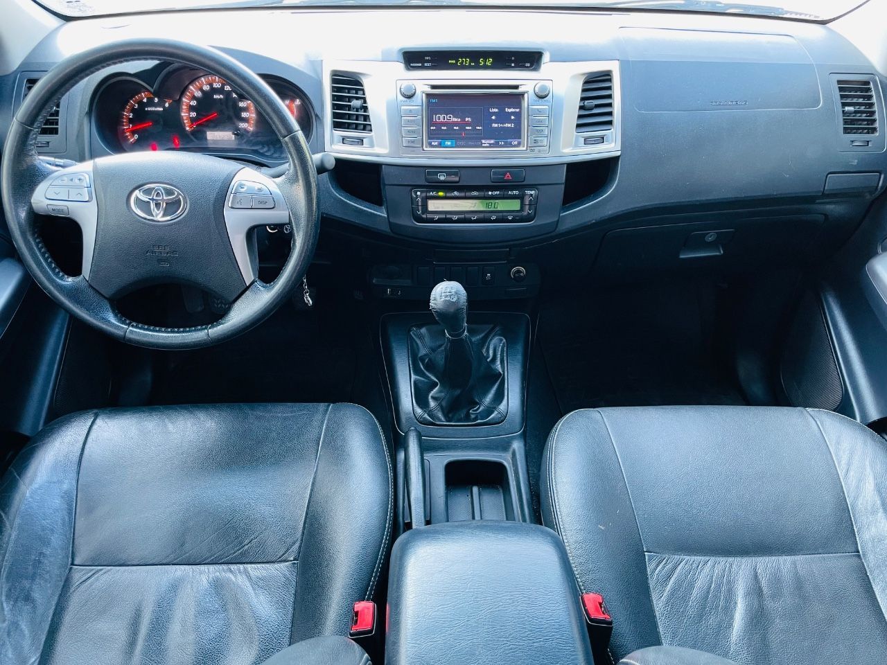 Toyota Hilux Usada Financiado en Mendoza, deRuedas