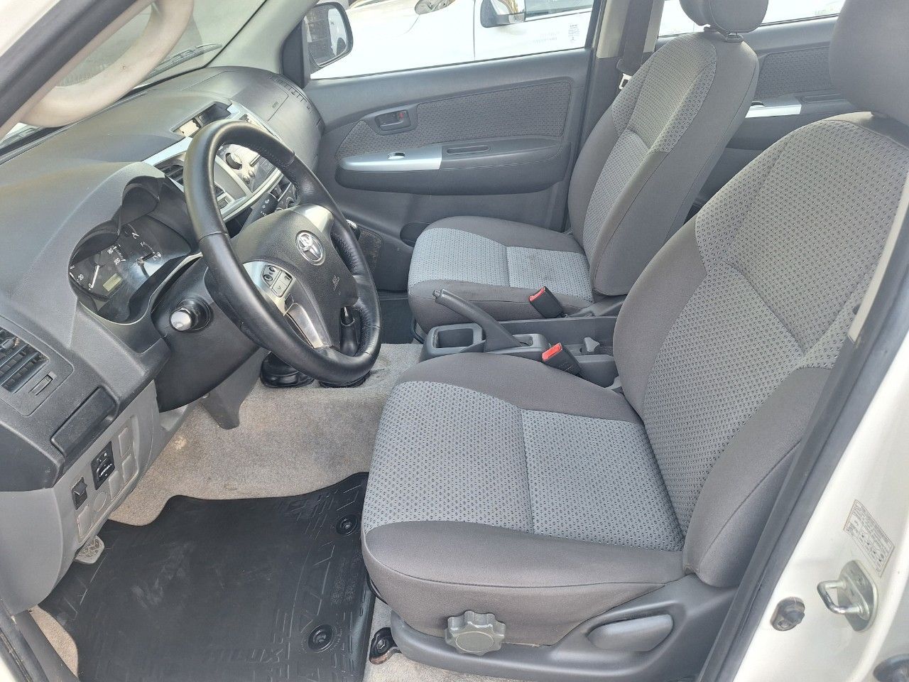 Toyota Hilux Usada Financiado en Mendoza, deRuedas