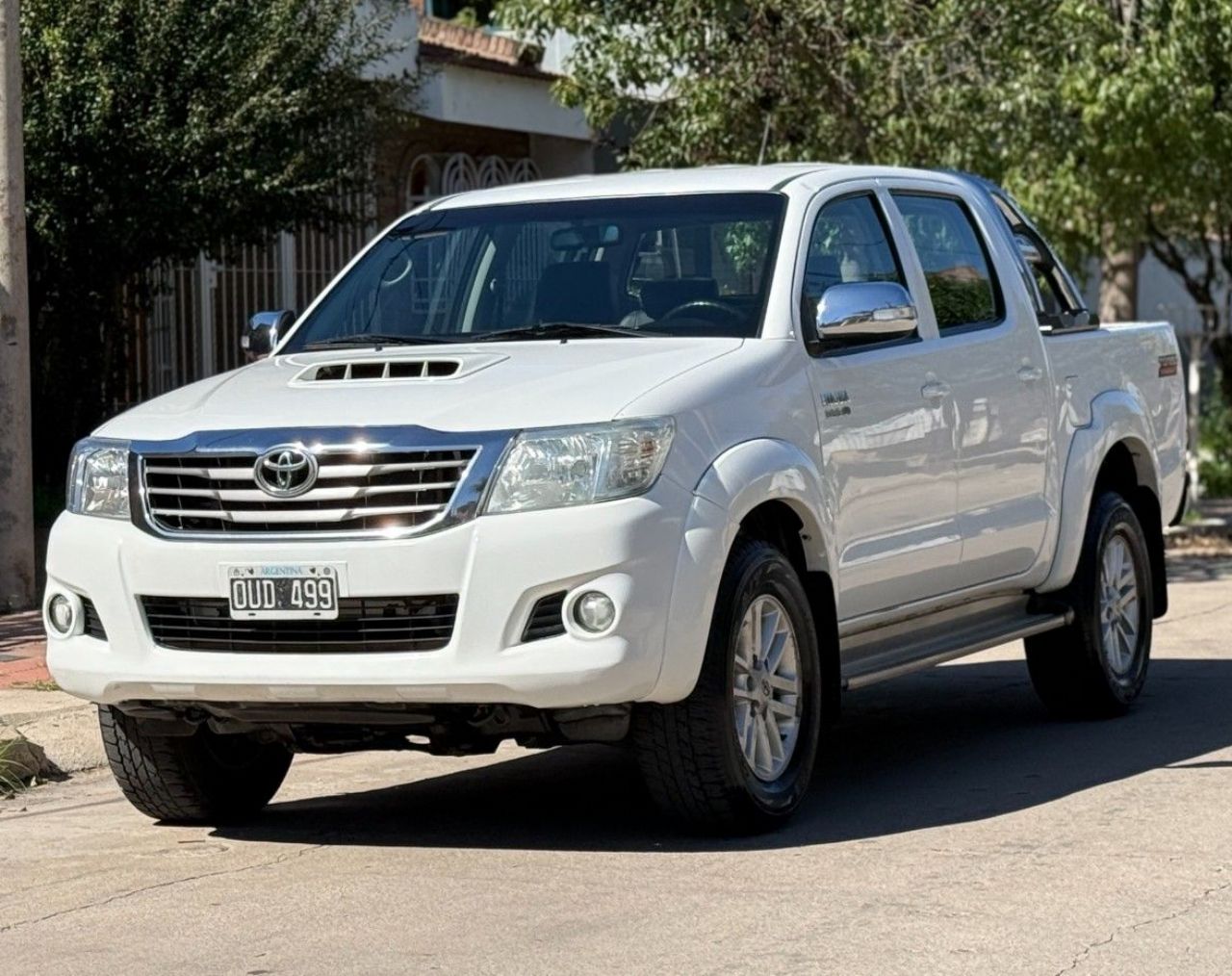 Toyota Hilux Usada en Córdoba, deRuedas
