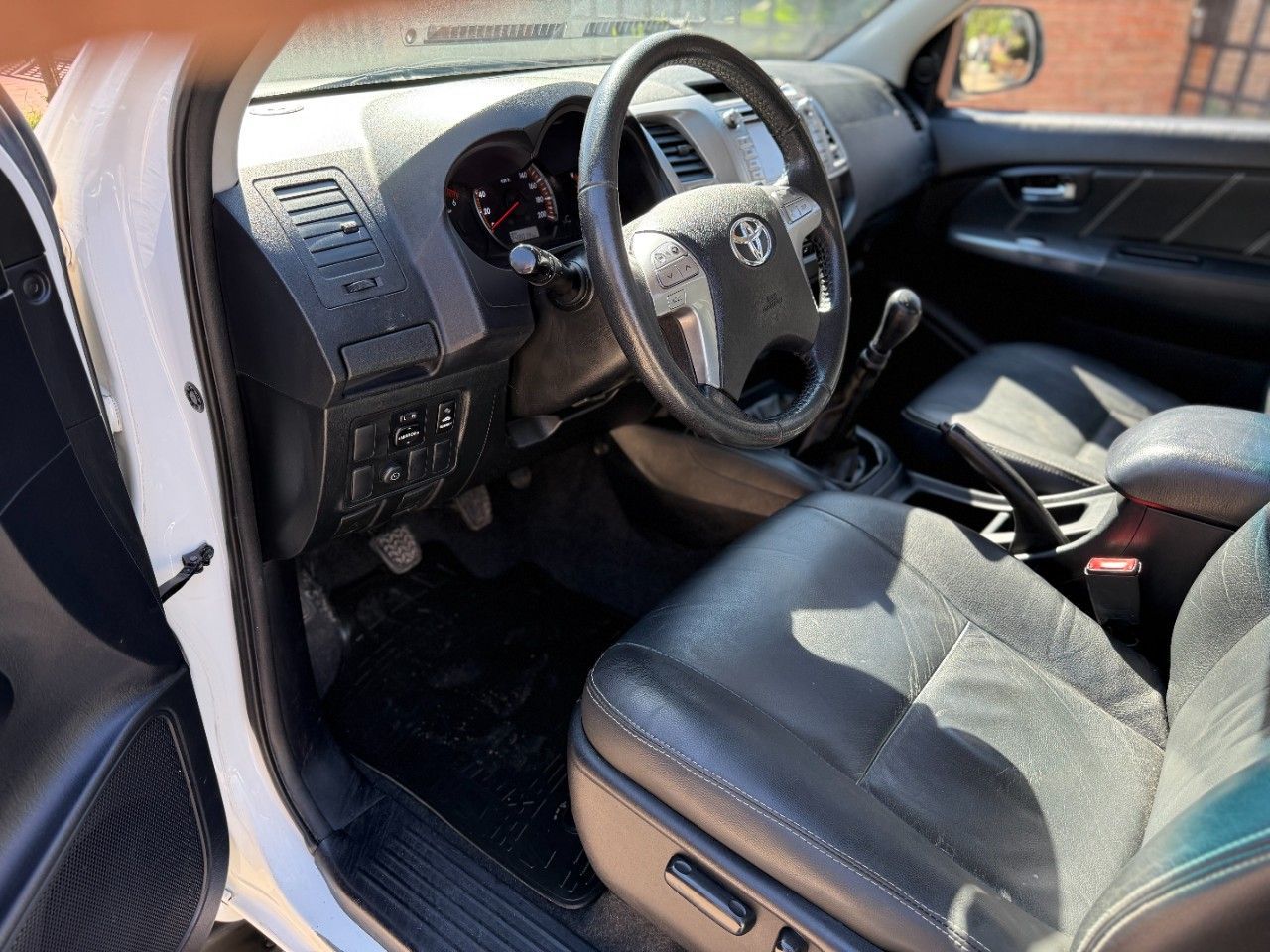 Toyota Hilux Usada en Córdoba, deRuedas