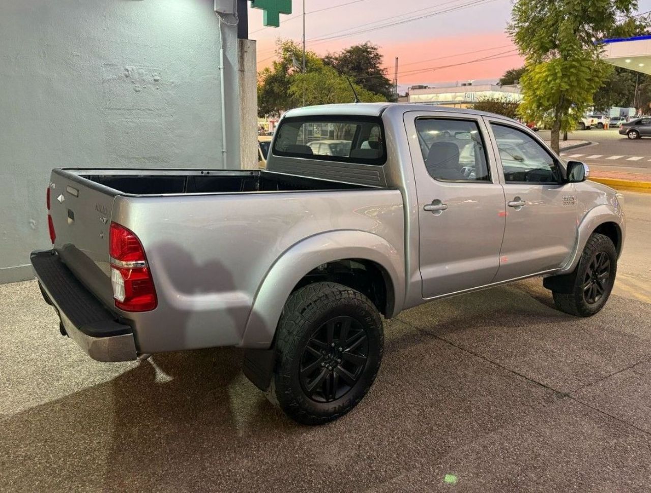 Toyota Hilux Usada Financiado en Córdoba, deRuedas