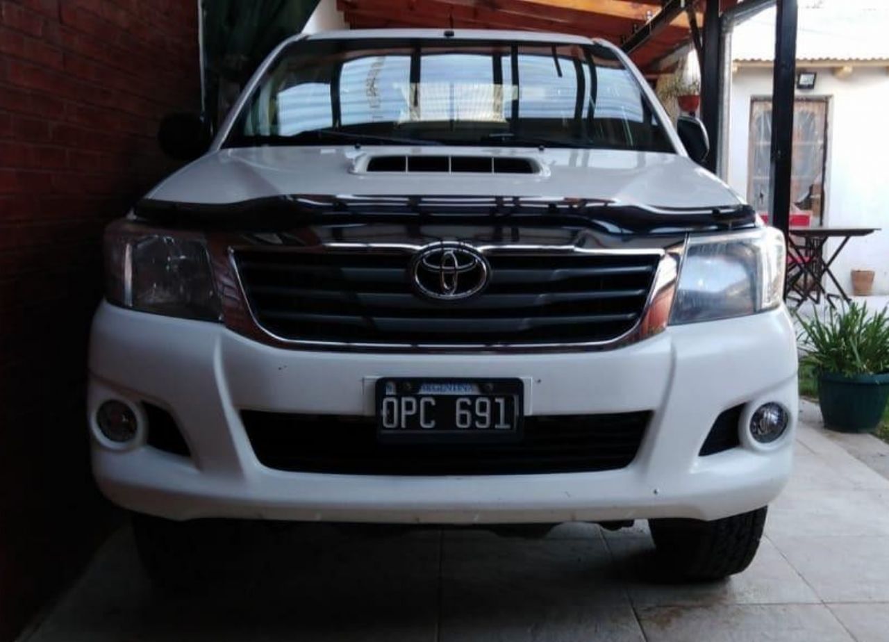 Toyota Hilux Usada en Neuquén, deRuedas