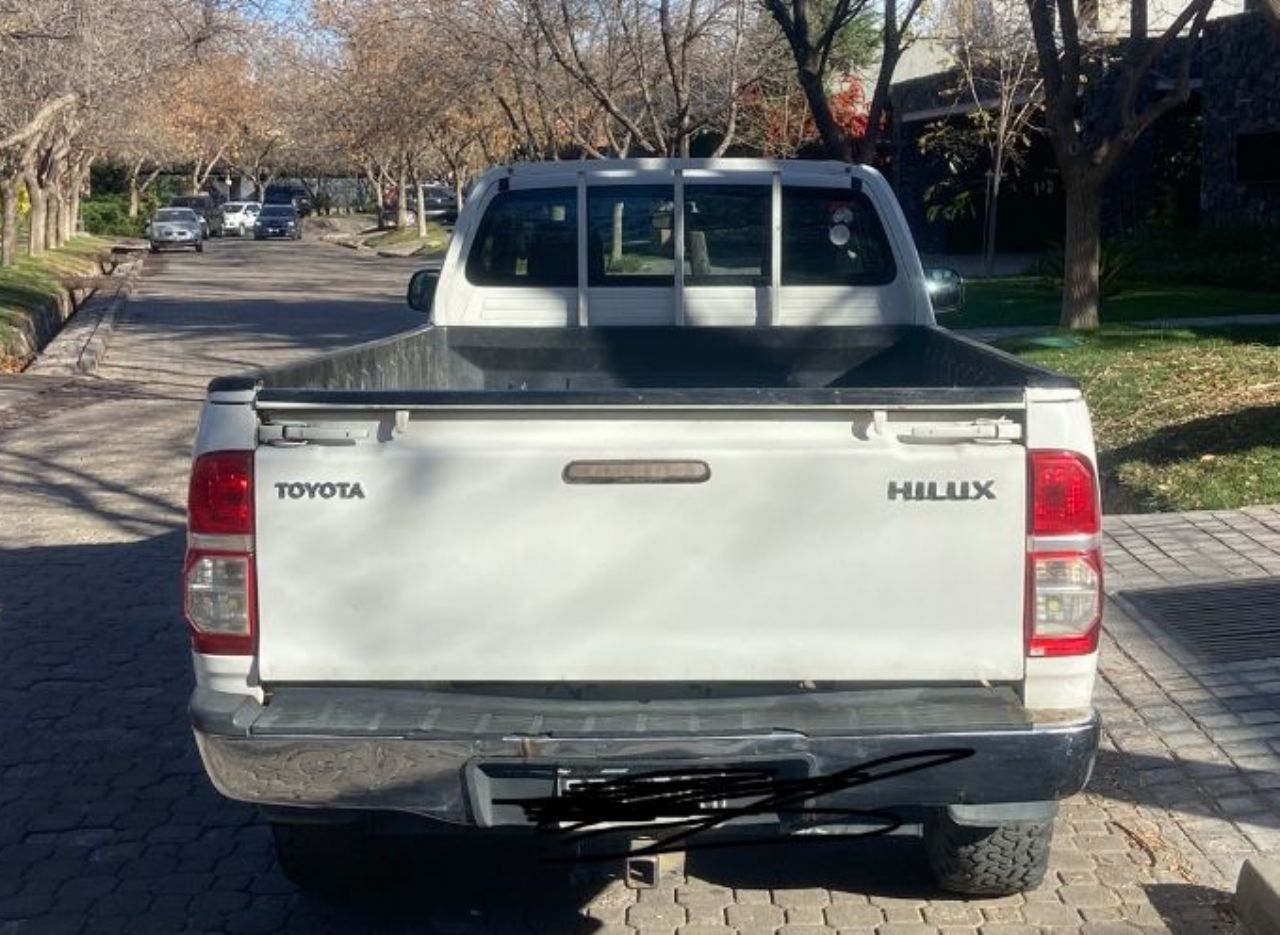 Toyota Hilux Usada en Mendoza, deRuedas