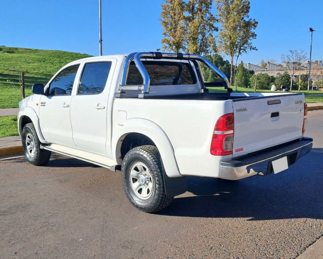Toyota Hilux Usada Financiado en Mendoza, deRuedas