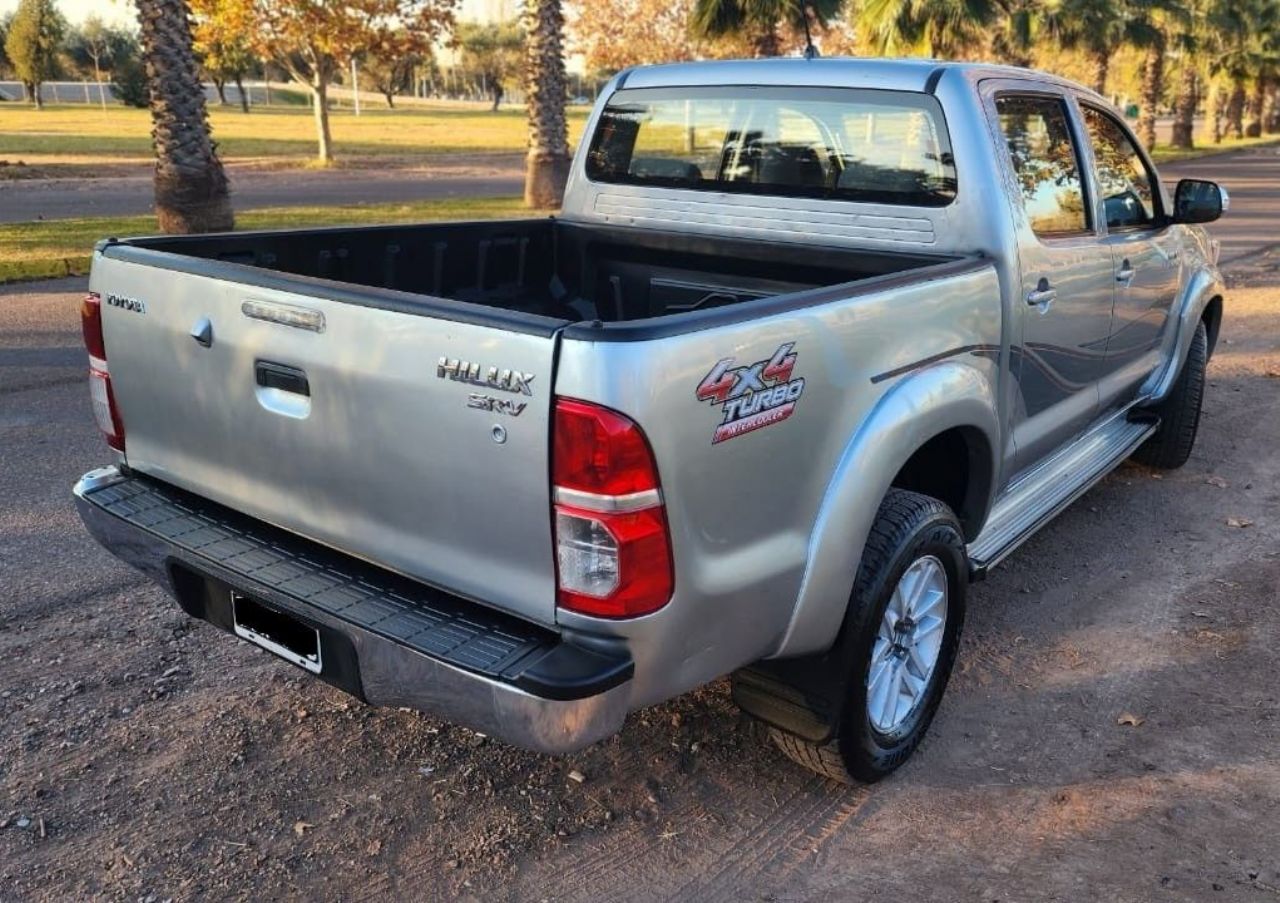 Toyota Hilux Usada Financiado en Mendoza, deRuedas