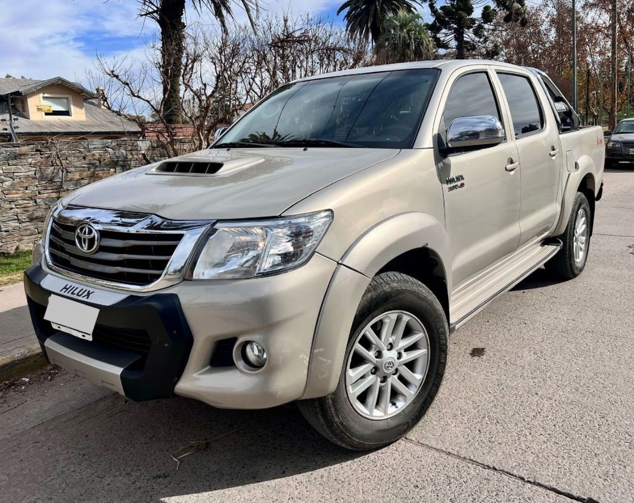 Toyota Hilux Usada en Córdoba, deRuedas