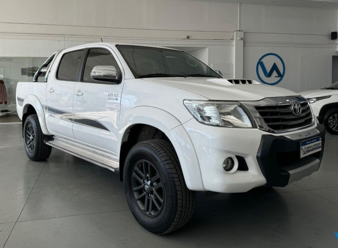 Toyota Hilux Usada Financiado en San Juan, deRuedas