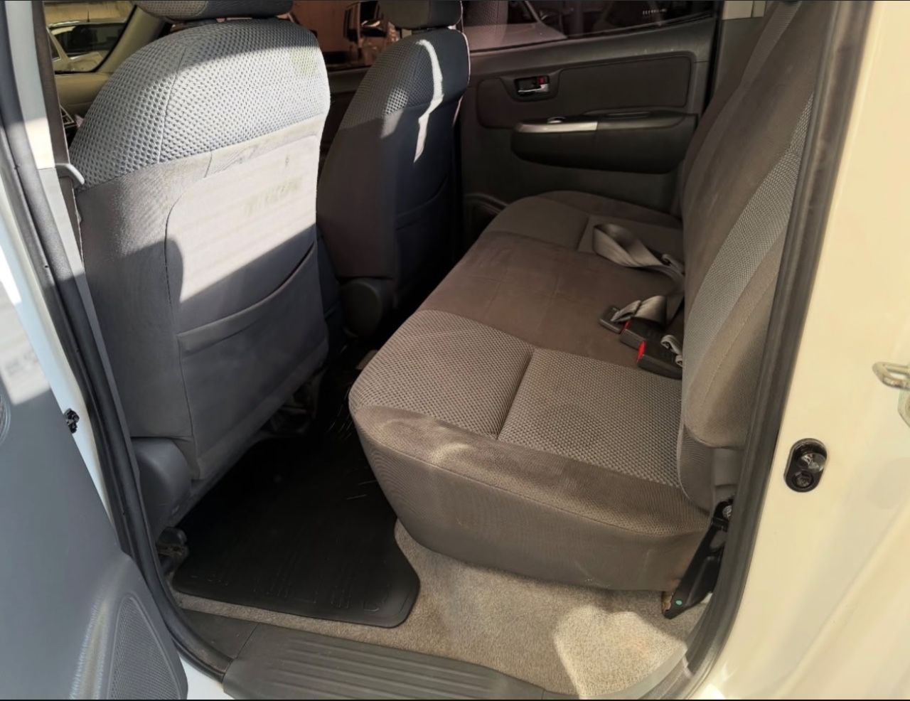 Toyota Hilux Usada en Mendoza, deRuedas