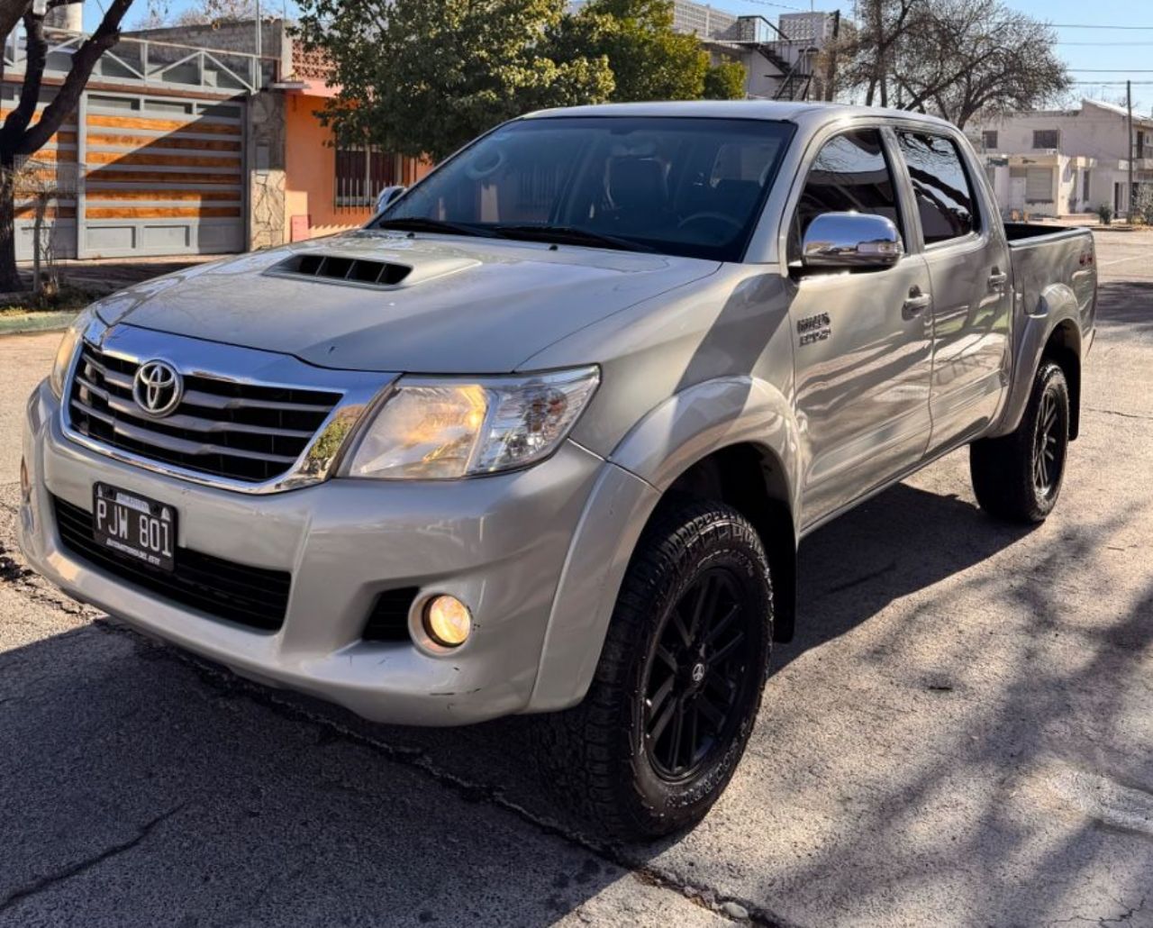 Toyota Hilux Usada en Mendoza, deRuedas