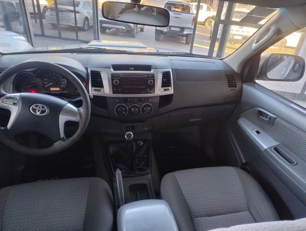 Toyota Hilux Usada Financiado en Mendoza, deRuedas