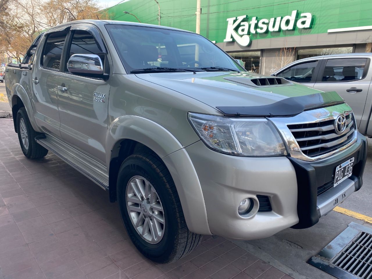 Toyota Hilux Usada Financiado en Mendoza, deRuedas