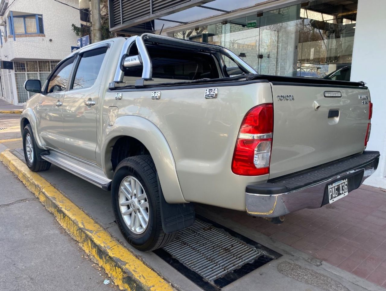 Toyota Hilux Usada Financiado en Mendoza, deRuedas