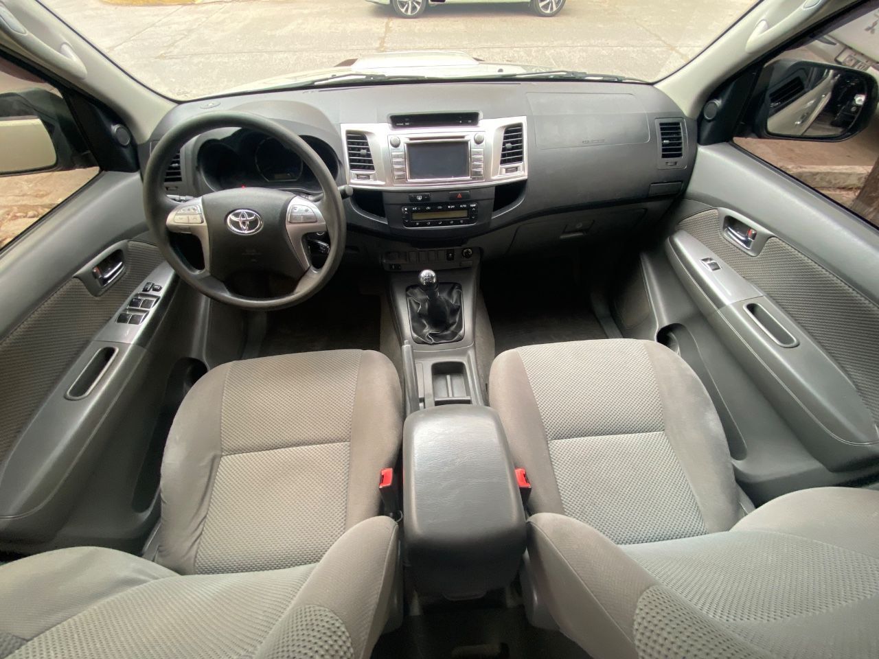 Toyota Hilux Usada Financiado en Mendoza, deRuedas