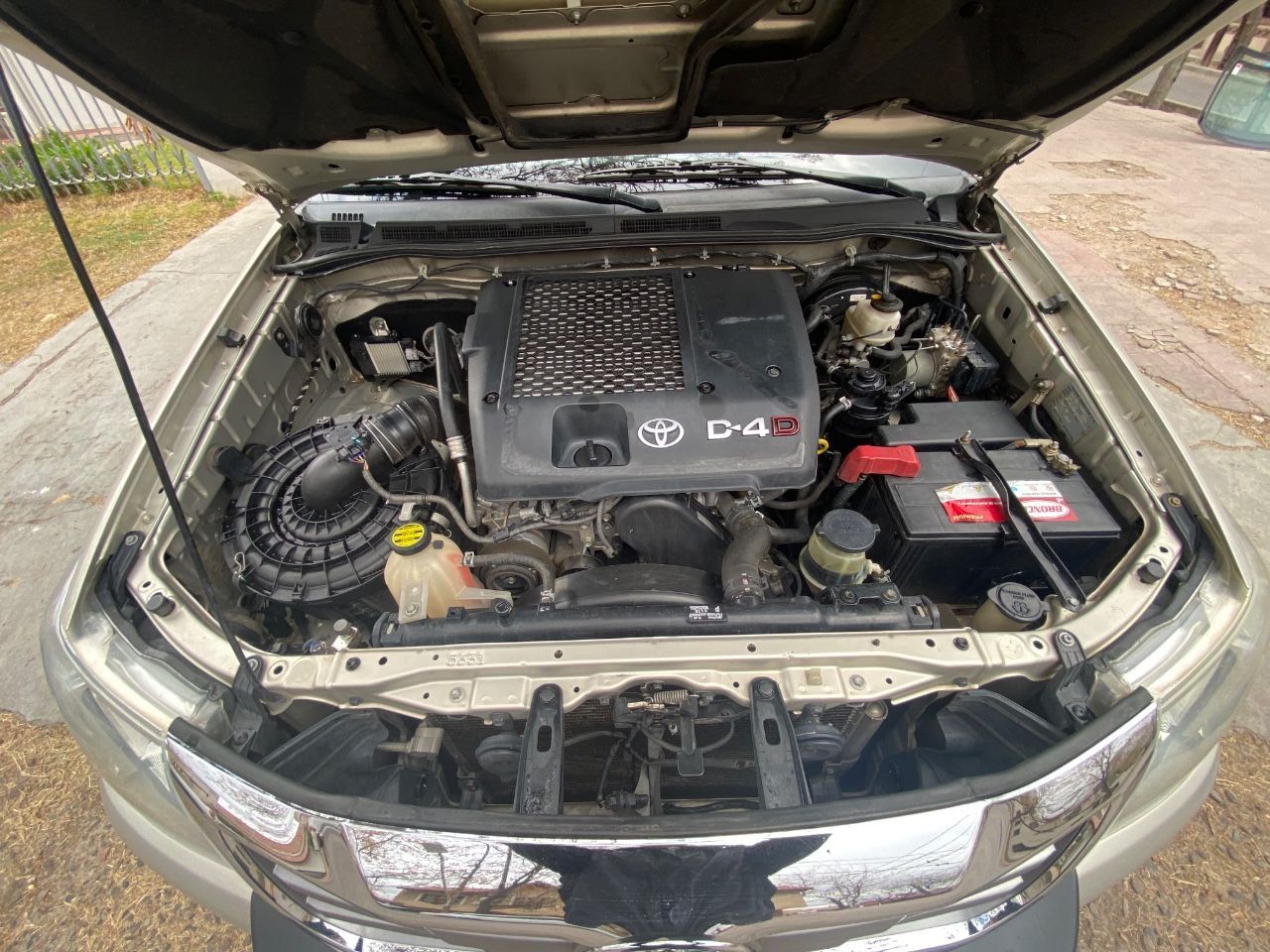 Toyota Hilux Usada Financiado en Mendoza, deRuedas