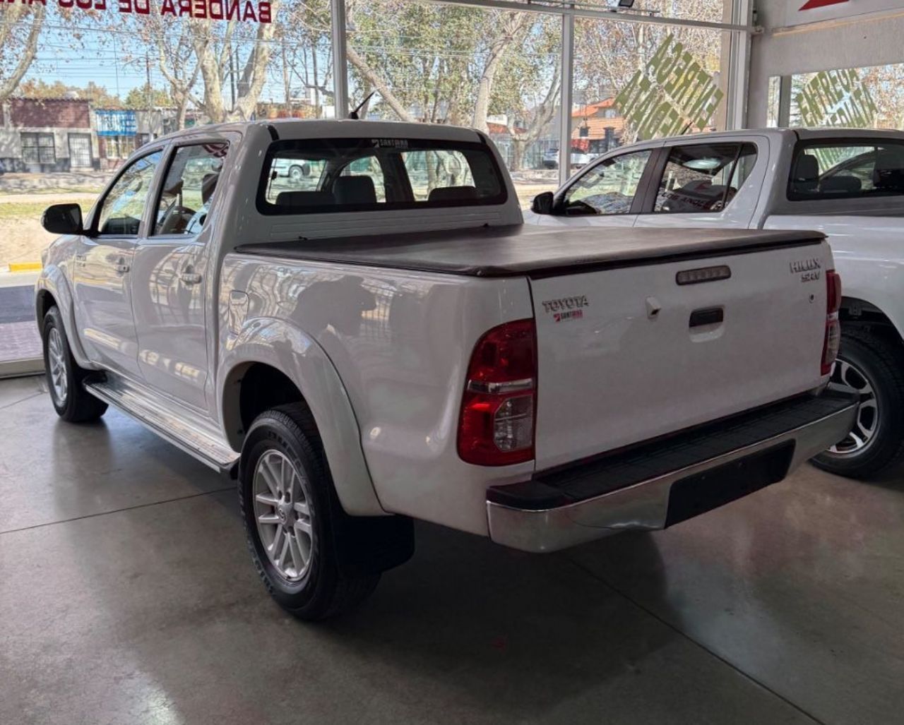 Toyota Hilux Usada Financiado en Mendoza, deRuedas