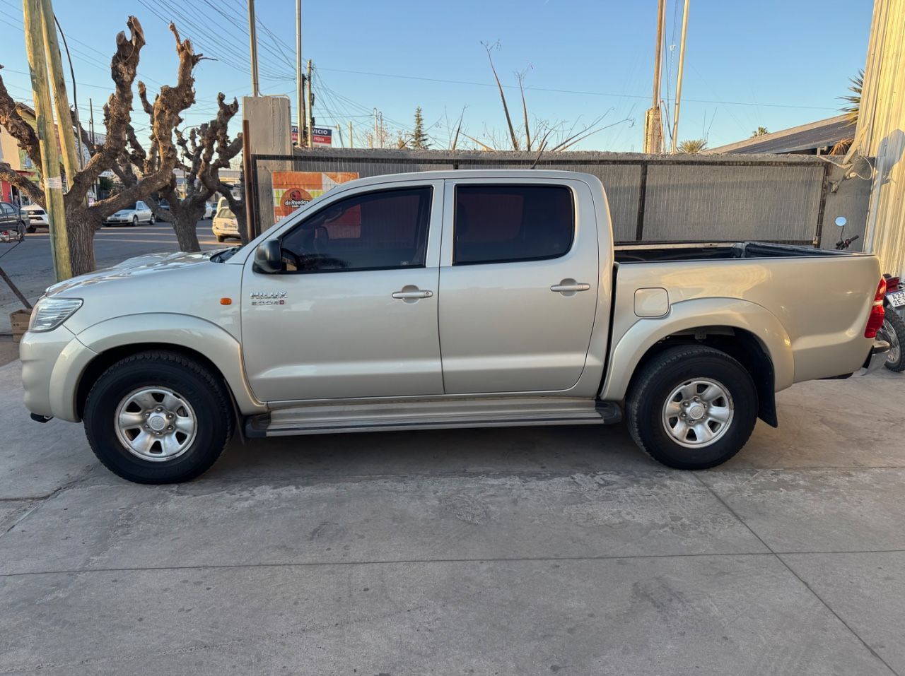 Toyota Hilux Usada Financiado en Mendoza, deRuedas