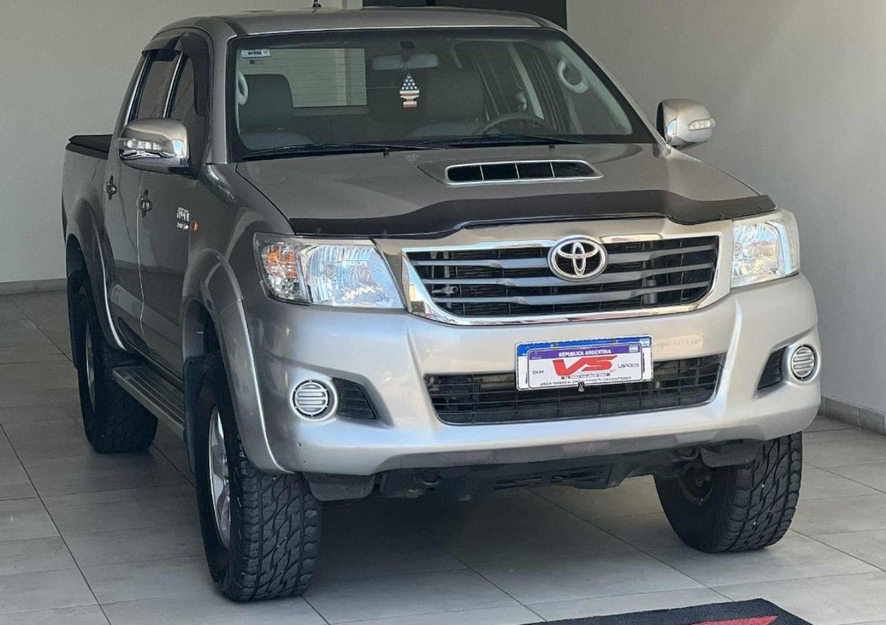 Toyota Hilux Usada Financiado en Mendoza, deRuedas