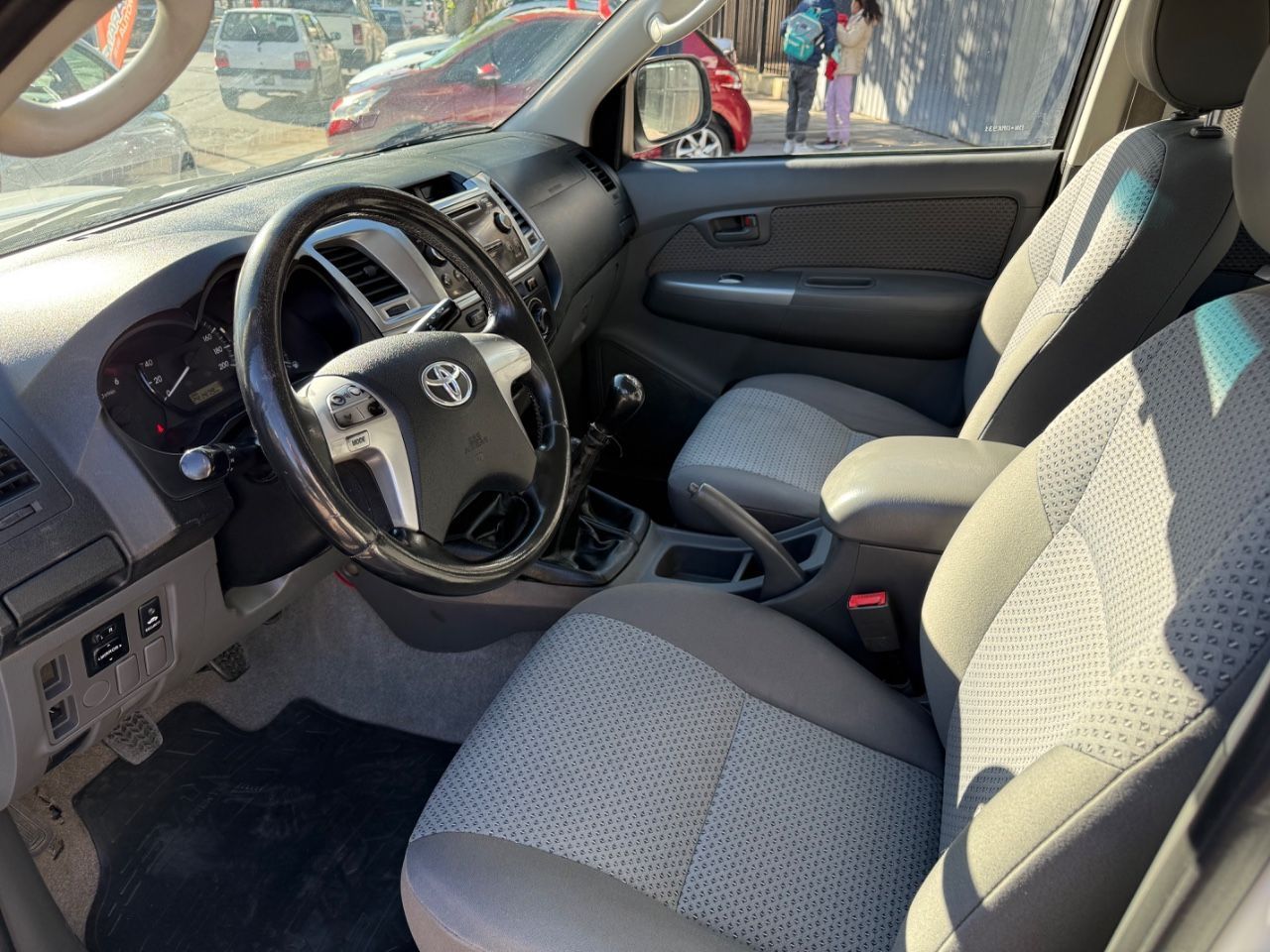 Toyota Hilux Usada Financiado en Mendoza, deRuedas