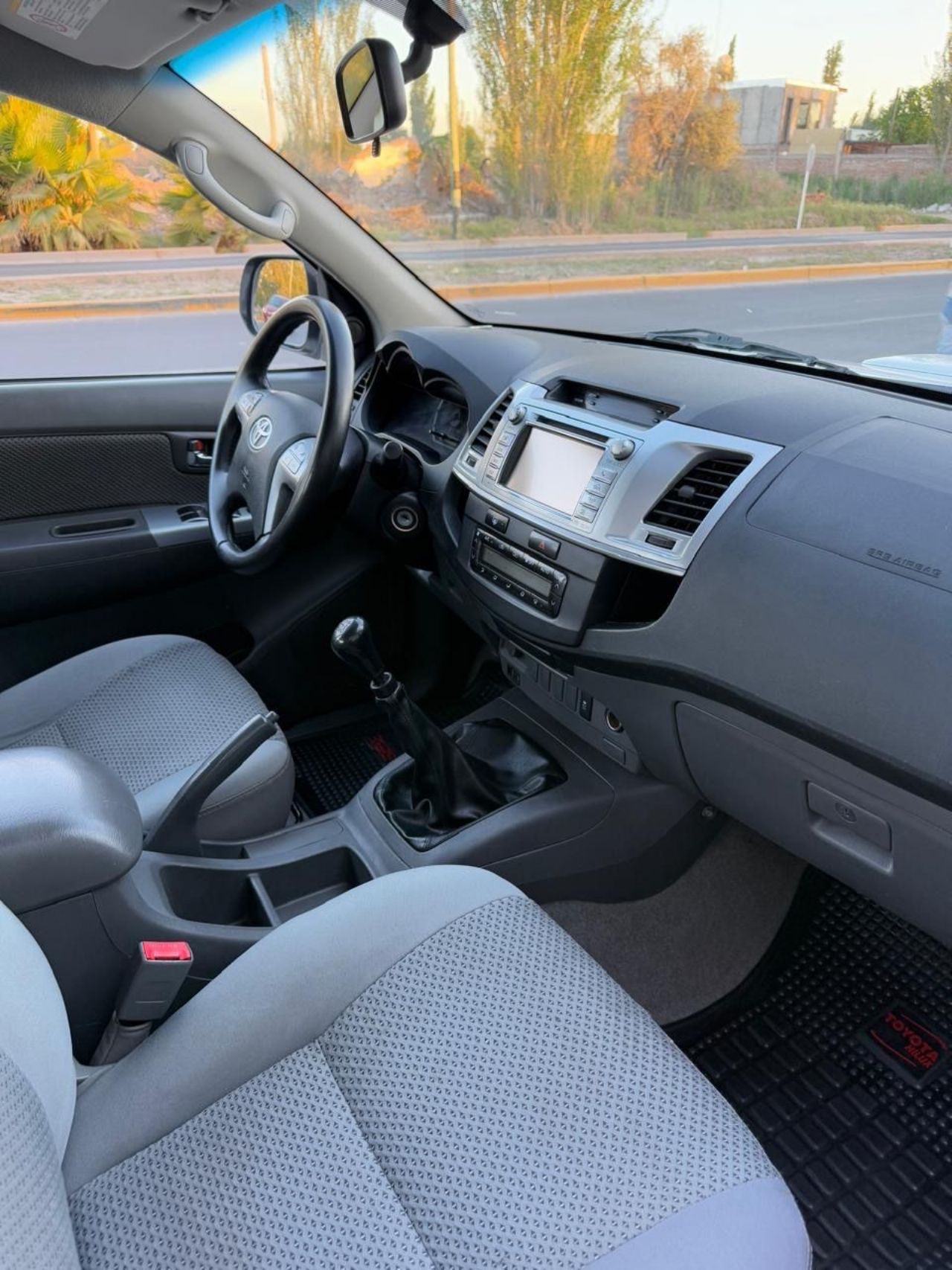 Toyota Hilux Usada en Mendoza, deRuedas