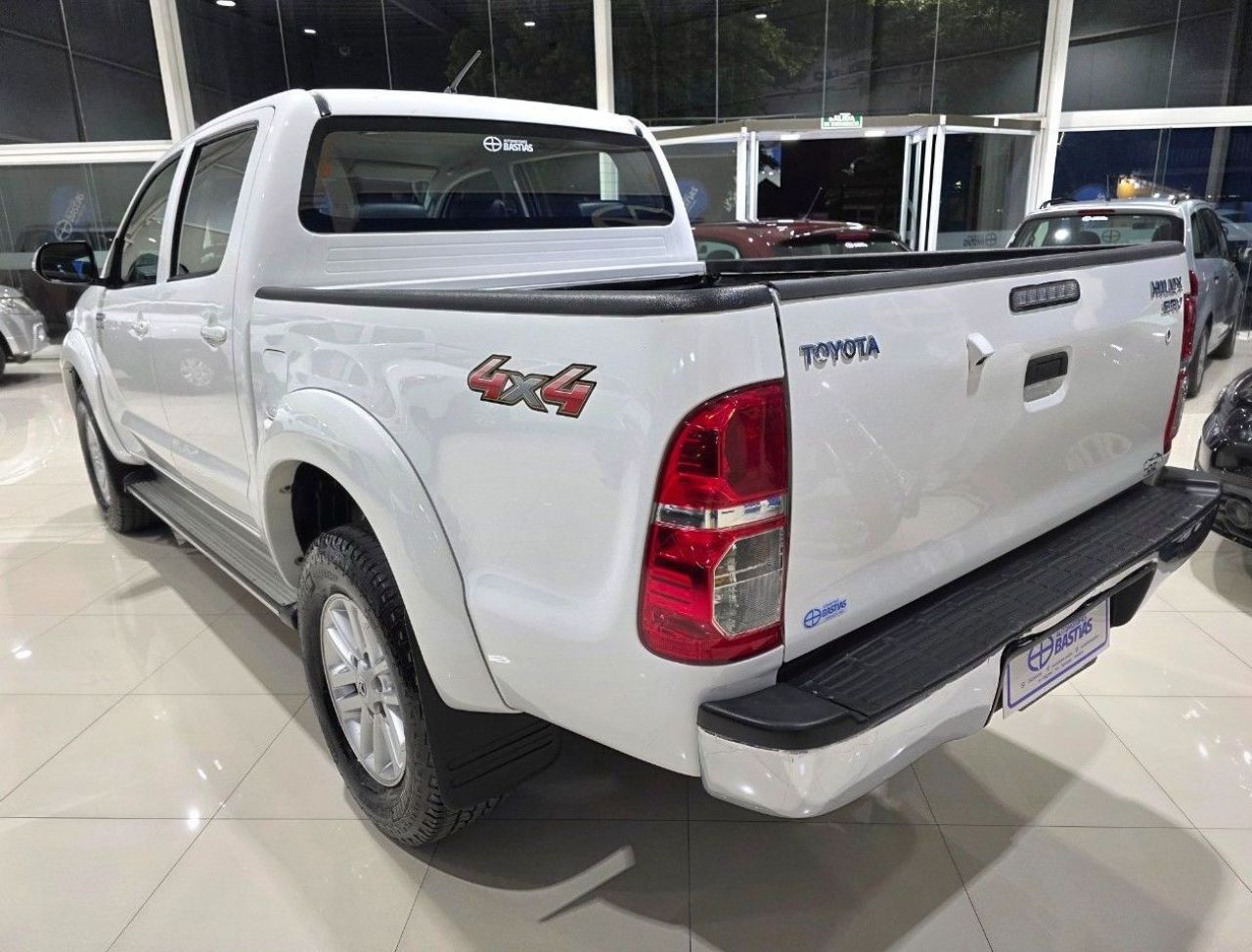 Toyota Hilux Usada Financiado en Mendoza, deRuedas