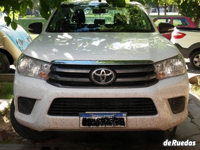 Toyota Hilux Usada en Mendoza, deRuedas