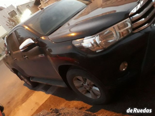Toyota Hilux Usada en Mendoza, deRuedas