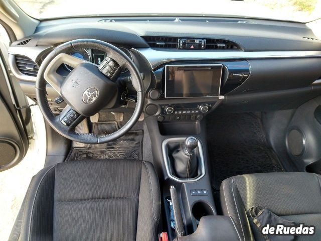 Toyota Hilux Usada en Mendoza, deRuedas