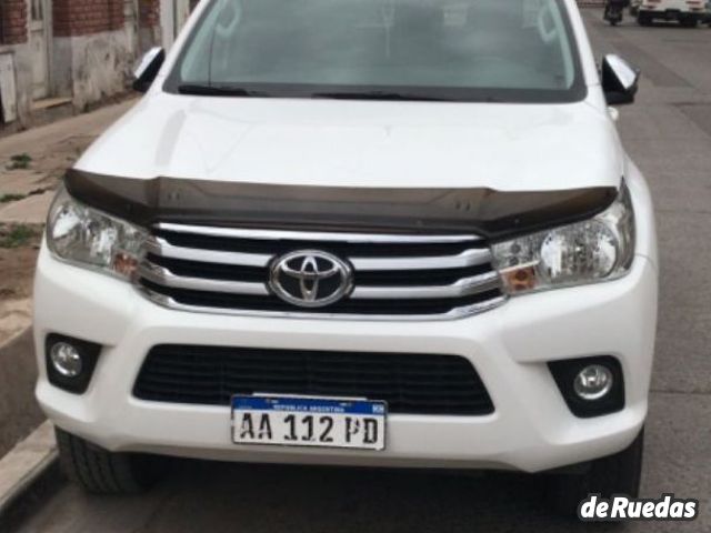 Toyota Hilux Usada en Mendoza, deRuedas