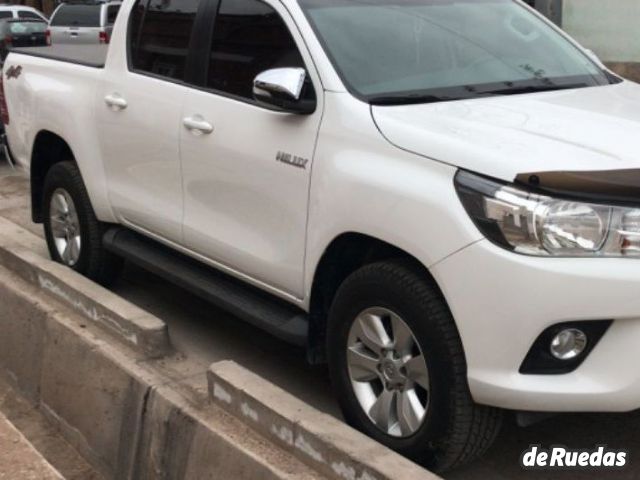 Toyota Hilux Usada en Mendoza, deRuedas