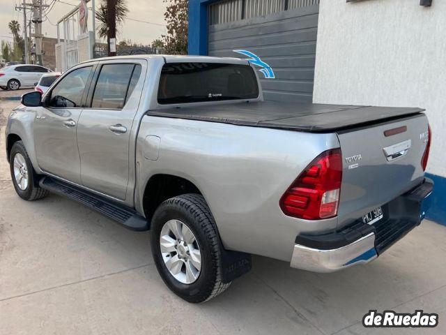 Toyota Hilux Usada en Mendoza, deRuedas