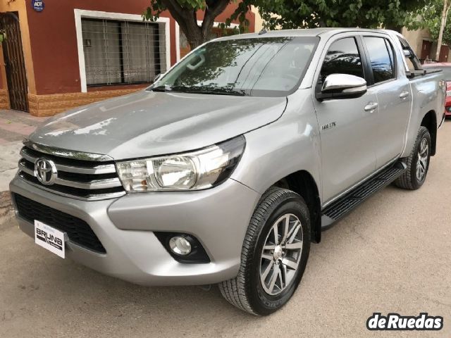 Toyota Hilux Usada en Mendoza, deRuedas