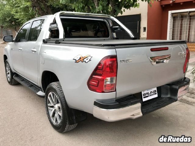 Toyota Hilux Usada en Mendoza, deRuedas