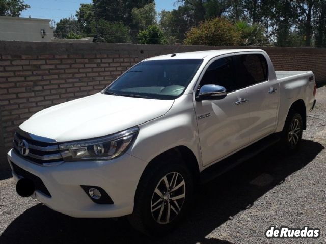 Toyota Hilux Usada en Mendoza, deRuedas