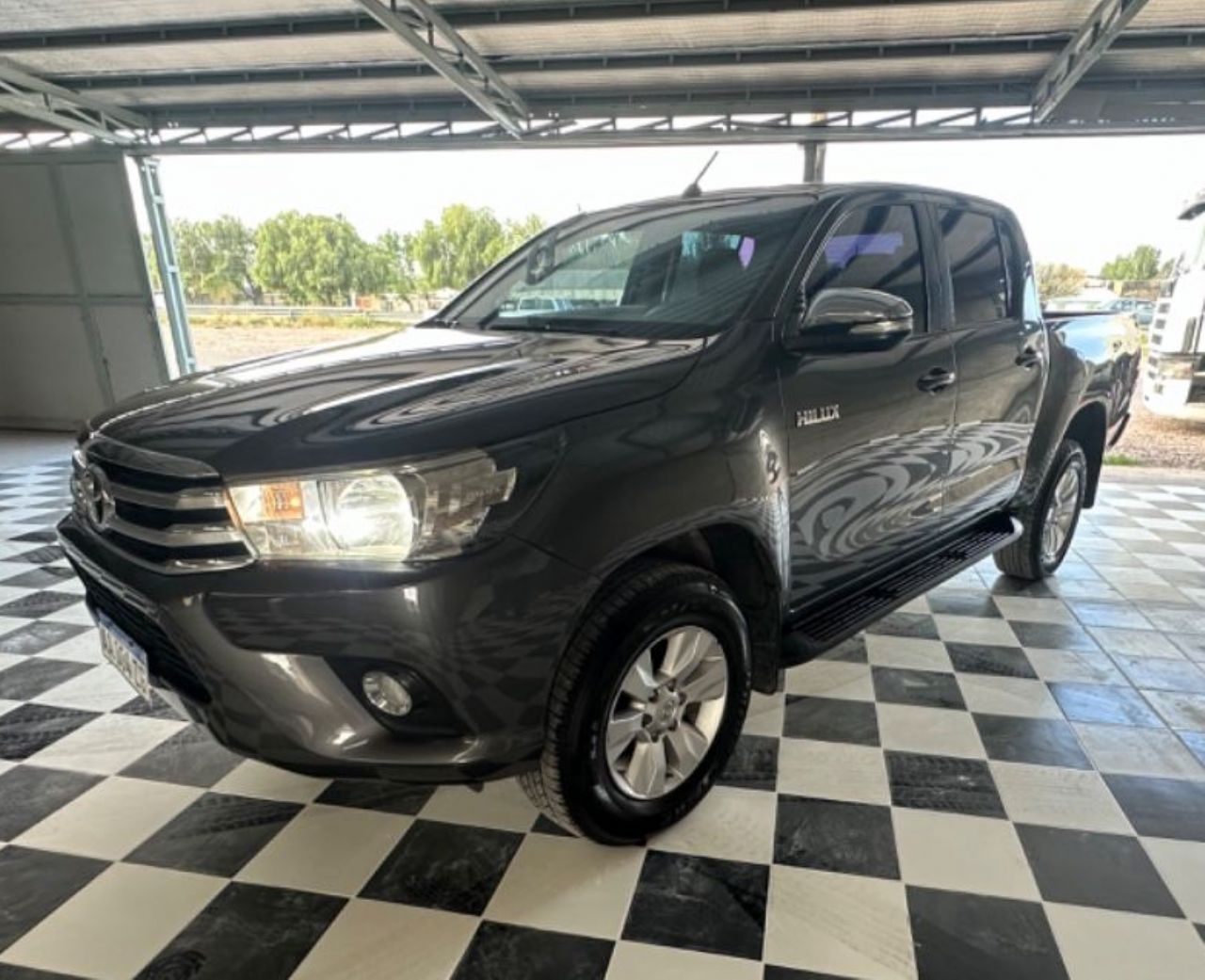 Toyota Hilux Usada en Mendoza, deRuedas
