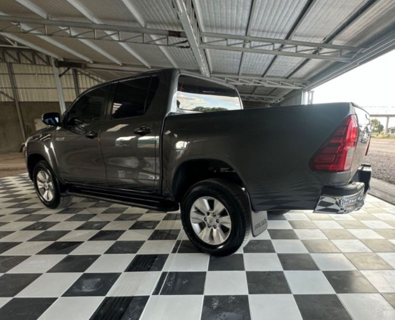 Toyota Hilux Usada en Mendoza, deRuedas
