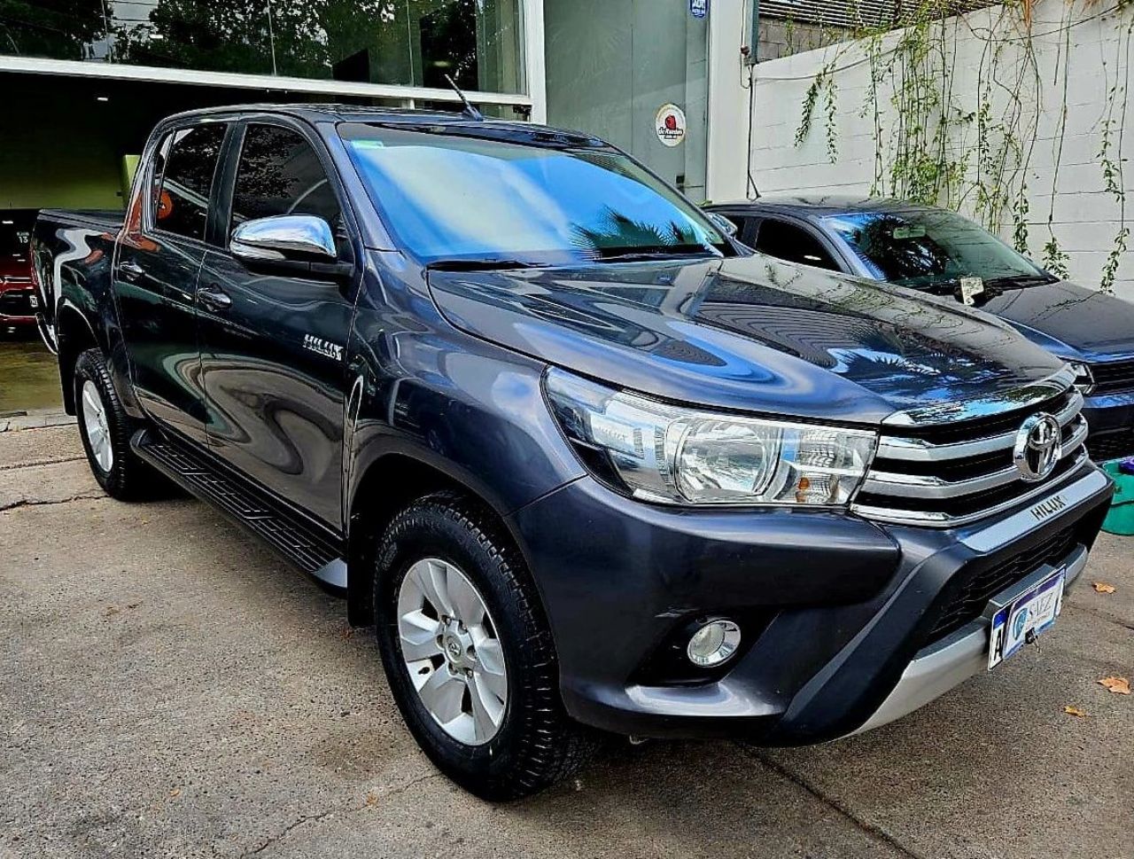 Toyota Hilux Usada en Mendoza, deRuedas