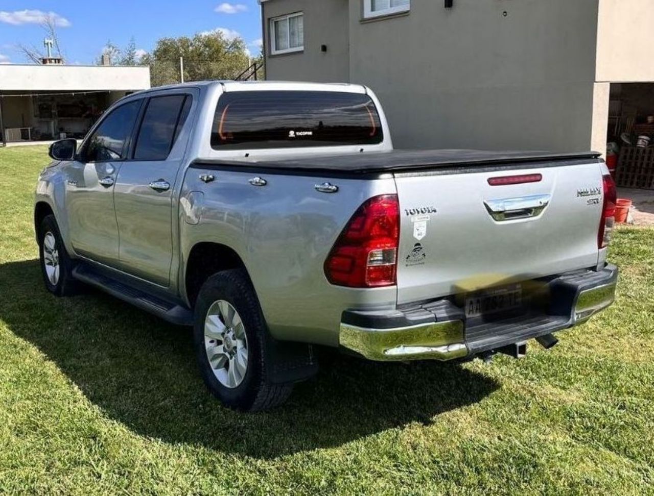 Toyota Hilux Usada en Mendoza, deRuedas