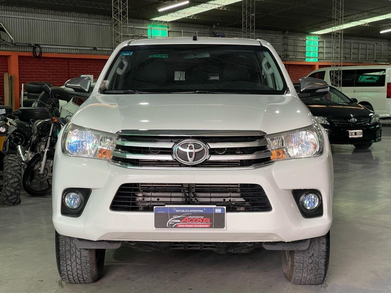 Toyota Hilux Usada en San Juan, deRuedas