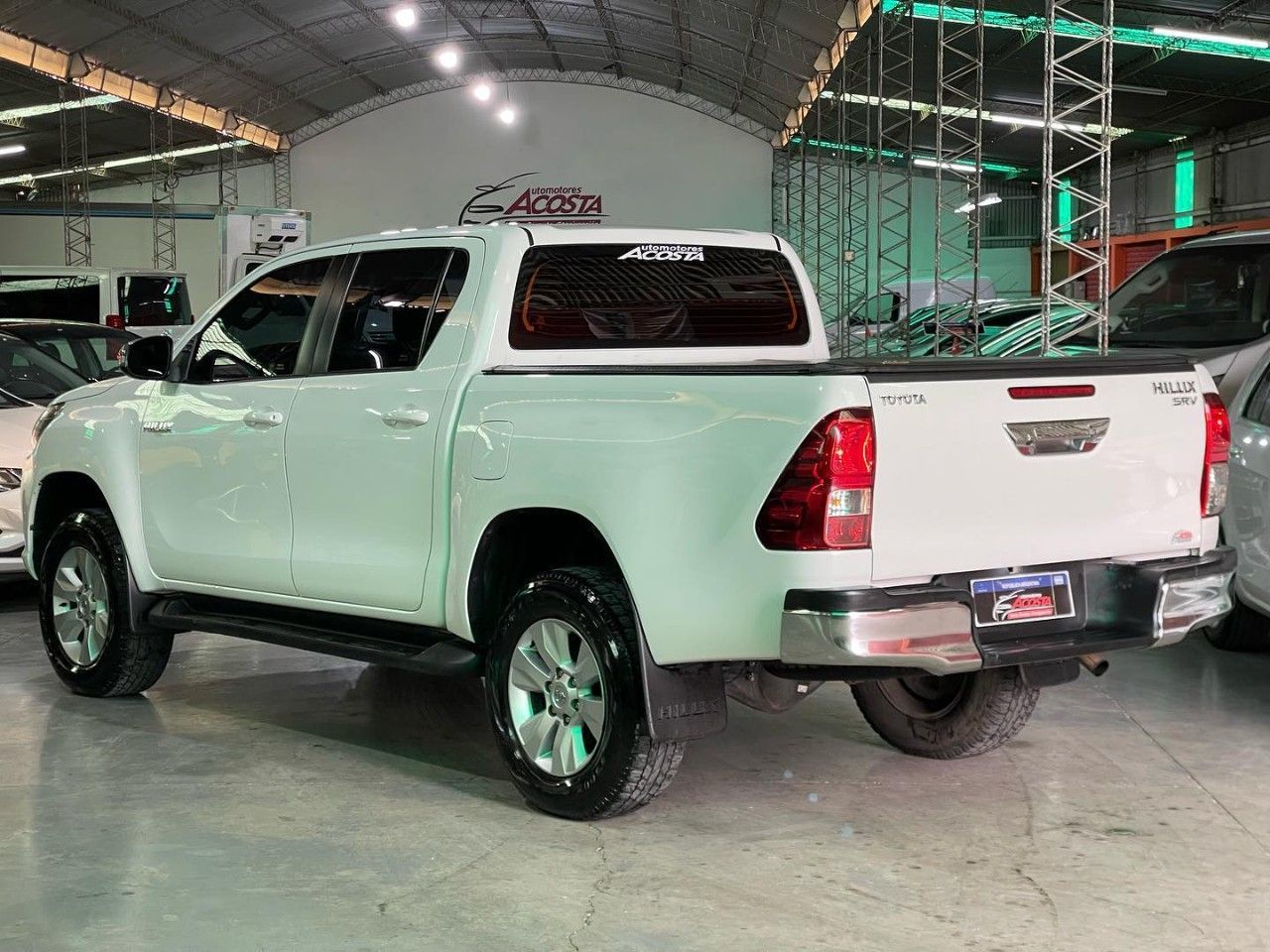Toyota Hilux Usada en San Juan, deRuedas