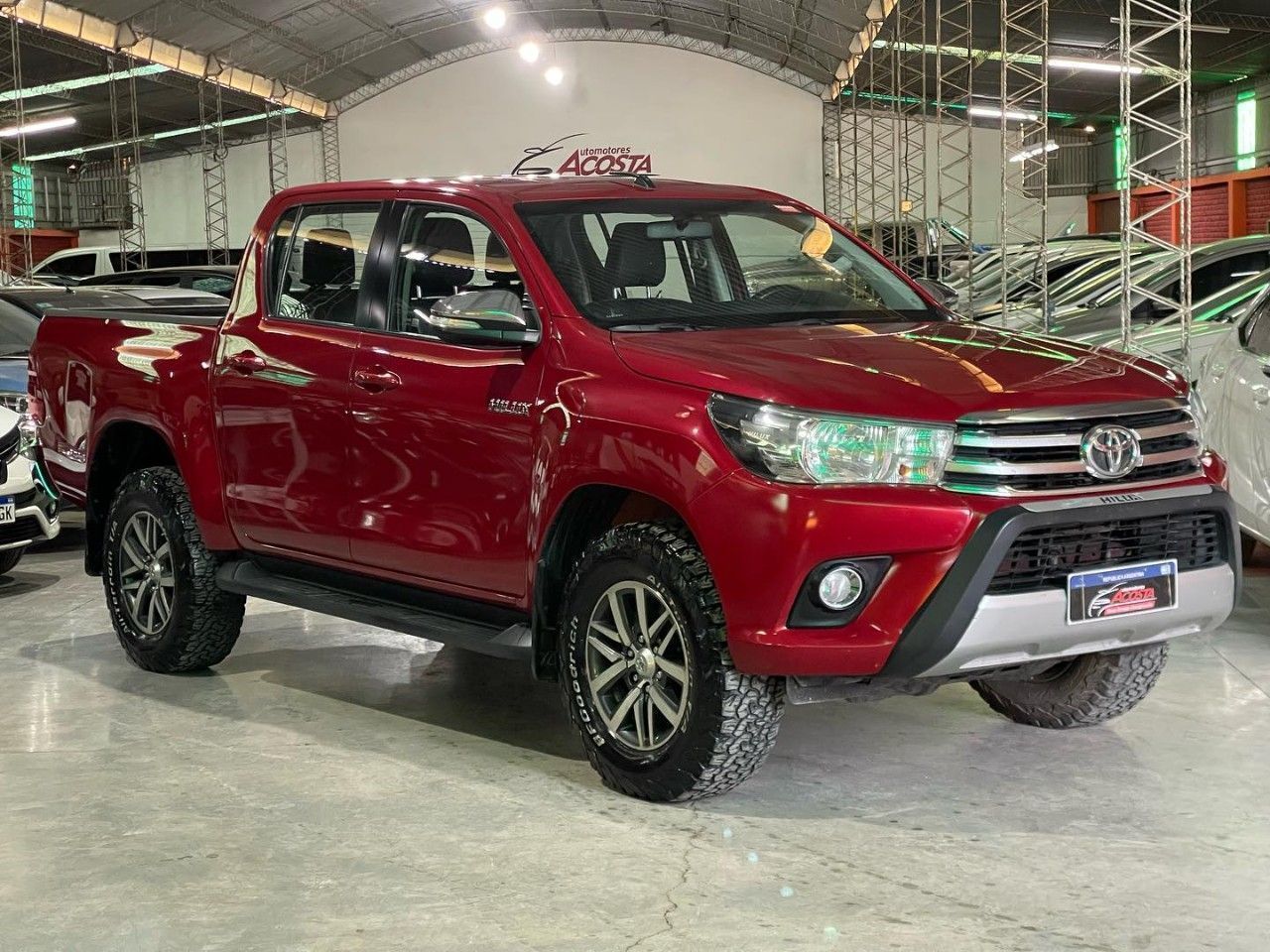Toyota Hilux Usada en San Juan, deRuedas