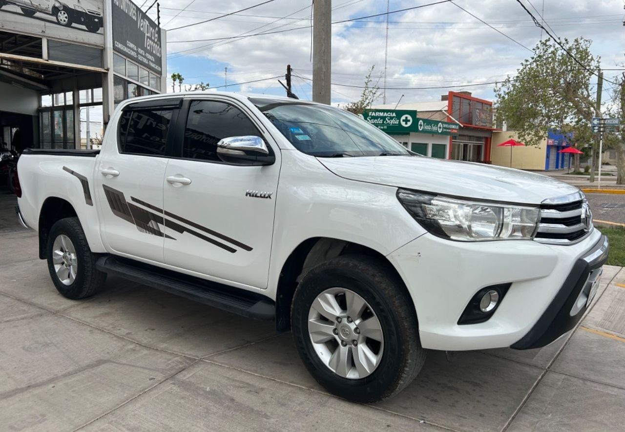 Toyota Hilux Usada en Mendoza, deRuedas