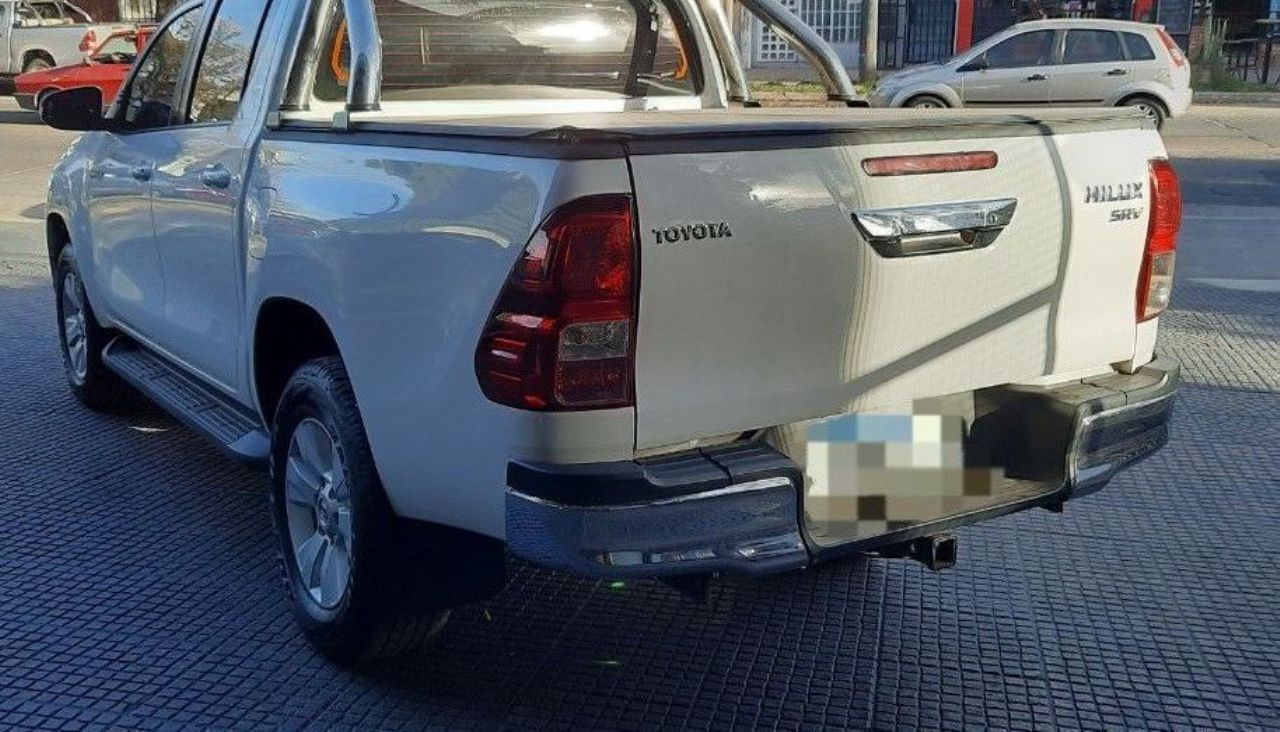 Toyota Hilux Usada Financiado en Córdoba, deRuedas