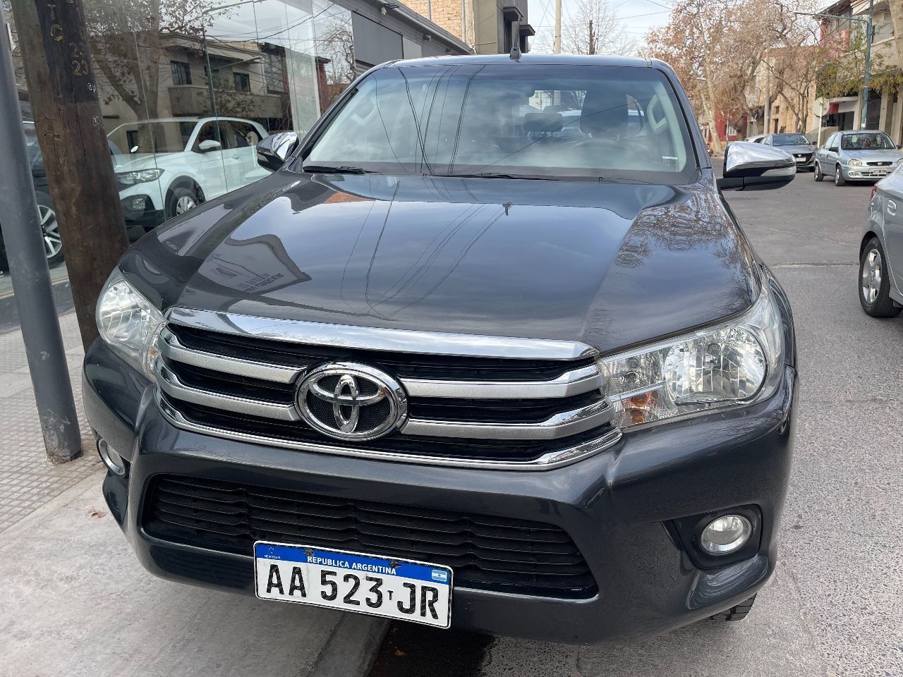 Toyota Hilux Usada en Mendoza, deRuedas