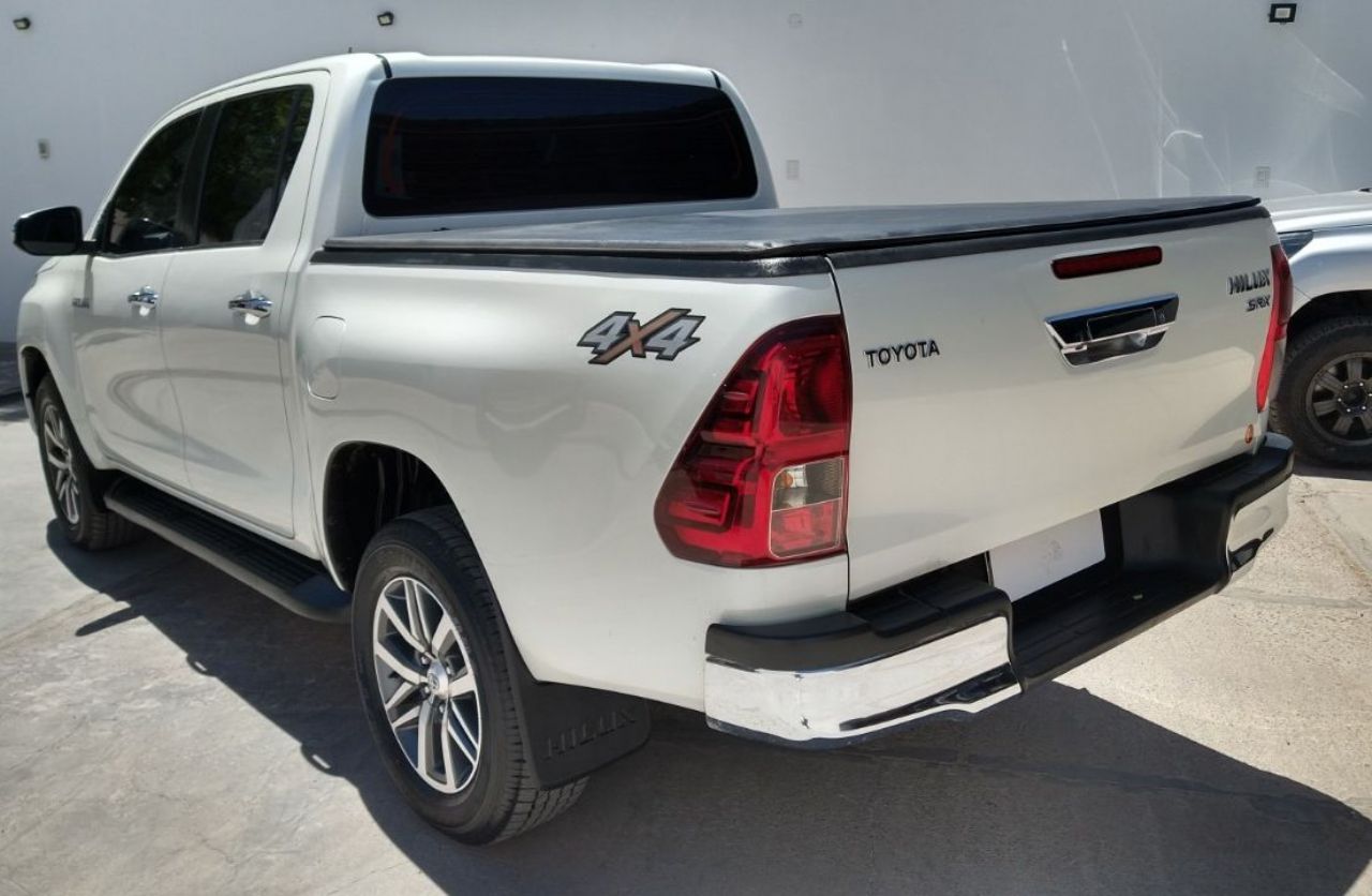 Toyota Hilux Usada Financiado en Mendoza, deRuedas